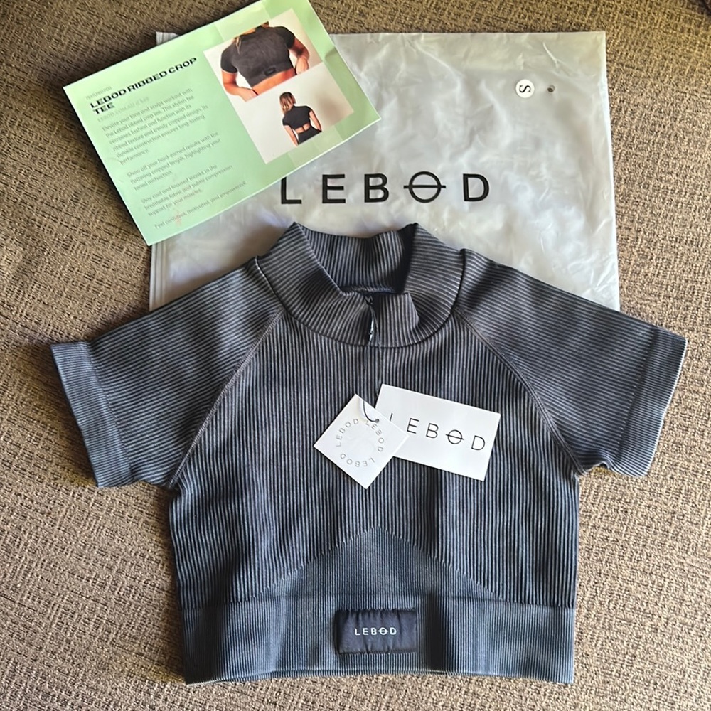 Size small Lebod Ribbed Crop Tee